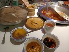 -卤校长重庆火锅(国兴店)