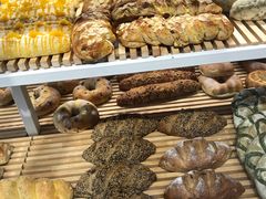 -焙丽拾光(麦凯乐直营店)