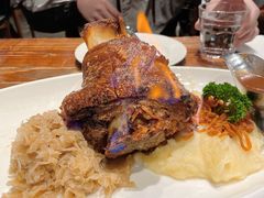 -1886德国汽车餐厅(外滩十六铺码头店)