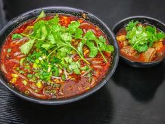 -丽影重庆小面(定西路店)