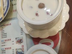 -广信牛奶甜品世家(台东店)