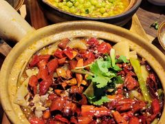 砂锅烂肉豌豆-有红鸡毛店·砂锅菜(抚琴夜市店)