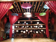 -老滇山寨•云南特色菜•地方菜•民族风情歌舞表演(金碧店)