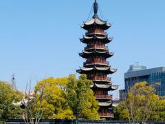 -龙华寺