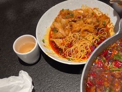 -万重锦·人文川菜馆(骡马市店)
