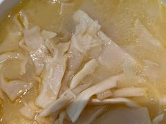 -桂满陇·蟹黄小笼汤包(中山公园店)