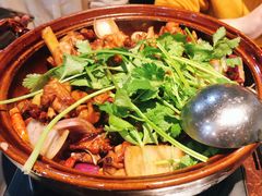 -胡须佬鸡煲四季火锅(海雅缤纷城店)