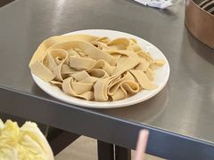 -胡须佬鸡煲四季火锅店(石厦西村直营店)