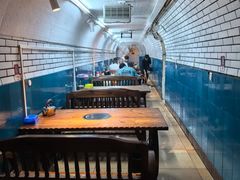 -洞庭洲·防空洞火锅·铜锅涮肉·烧烤(新百广场店)