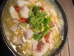 酸汤乌鱼片-陶德砂锅(蜀汉路店)