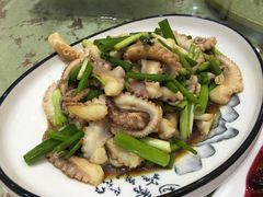 -乔家小院•本地小海鲜•非遗驴肉(万年泉路店)