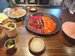 -萍姐火锅·公路夜市(武汉首店)