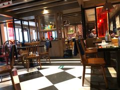 大堂-江边城外烤全鱼(方庄时代购物中心店)