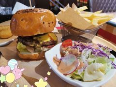 牛肉培根汉堡-遇见西木美式餐厅(体育路店)