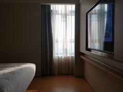 -全季酒店(郑州东站省骨科医院地铁站店)