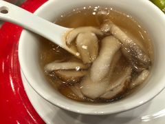 山珍菌王汤-亢龙太子酒轩(东湖店)