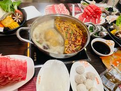-呷哺呷哺(世贸.工三店)