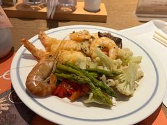 -咖啡苑自助餐厅·中国大饭店
