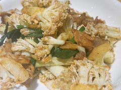 -关东小磨东北菜(上海长风大悦城店)
