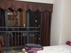 -顺则昌推按正骨理疗