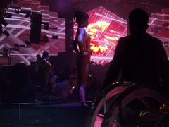 -SPACE X 电音剧场(斯贝斯酒吧)