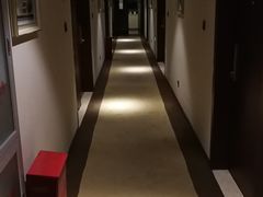 -速8精选酒店(北京工体三里屯春秀路店)