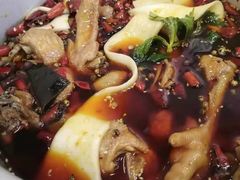 -晓彭肥肠鸡·泡椒鸡火锅(水木天地店)