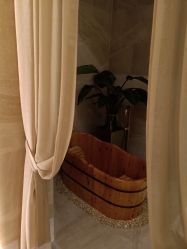 -苑苑vbeauty科技美容SPA