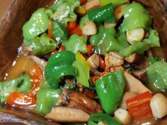 -老滇山寨•云南特色菜•地方菜•民族风情歌舞表演(金碧店)