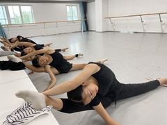 -予荷舞蹈(盛景校区)