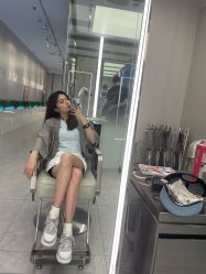 -PE SALON