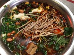-老五鸡丝豆花面粉(瑞金北路68号院店)