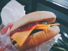 牛肉芝士汉堡-麦当劳(中山路店)