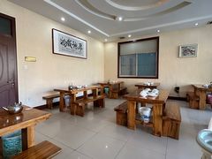 -美顺香食府鱼头老店(雪野湖店)