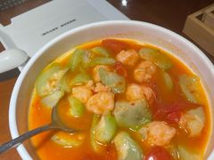 -魏铭鱼头捞饭(晋阳路店)