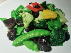 橄榄油炒田园时蔬-大树餐厅(益田假日店)