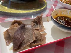 -洪霞餐馆·川菜·鲜货现炒(两江春城店)