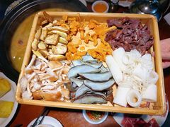 -宣威山野人家·云南菜·菌火锅(金碧店)