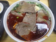 -马德元纯汤牛肉面(太奥广场店)