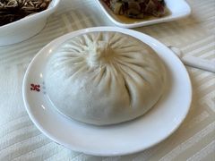 蟹黄汤包-怡园饭店-餐厅(四望亭店)