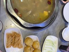 -光头药膳鸡(莱茵小镇店)