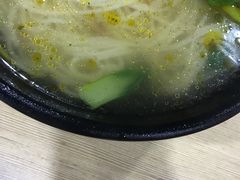 米粉米线-胡家麻辣串(核桃园路店)