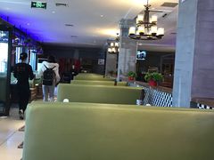 大堂-小牛海记潮汕牛肉店(永定路店)