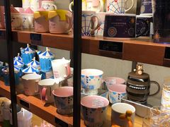 -星巴克臻选(周浦万达店)