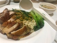 -潮庭港式茶餐厅·熊仔奶茶(同济广场店)