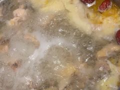 -一席地·本地鸡窝·杭帮鸡火锅(萧山银隆百货店)
