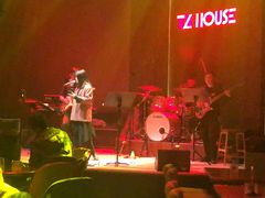 -TZ House音乐现场(来福士中心店)