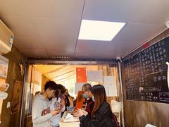 等位区-沪西老弄堂面馆(定西路店)