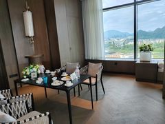 -桂林漓江大瀑布饭店