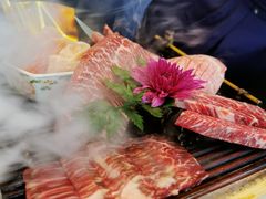 -铭牛烧肉·和牛海鲜自助(高新月牙湖店)